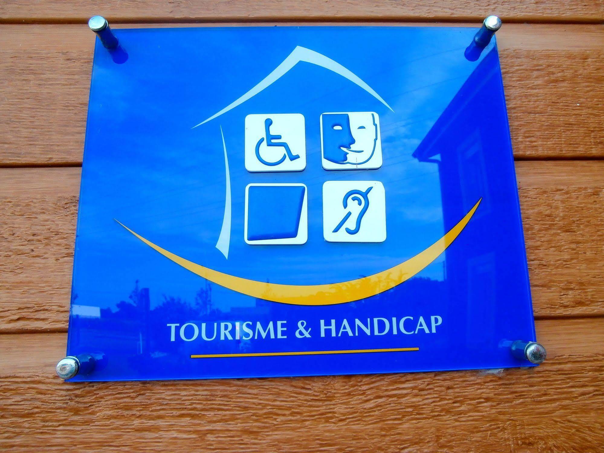 Les Etoiles Du Forez Savigneux  Ngoại thất bức ảnh